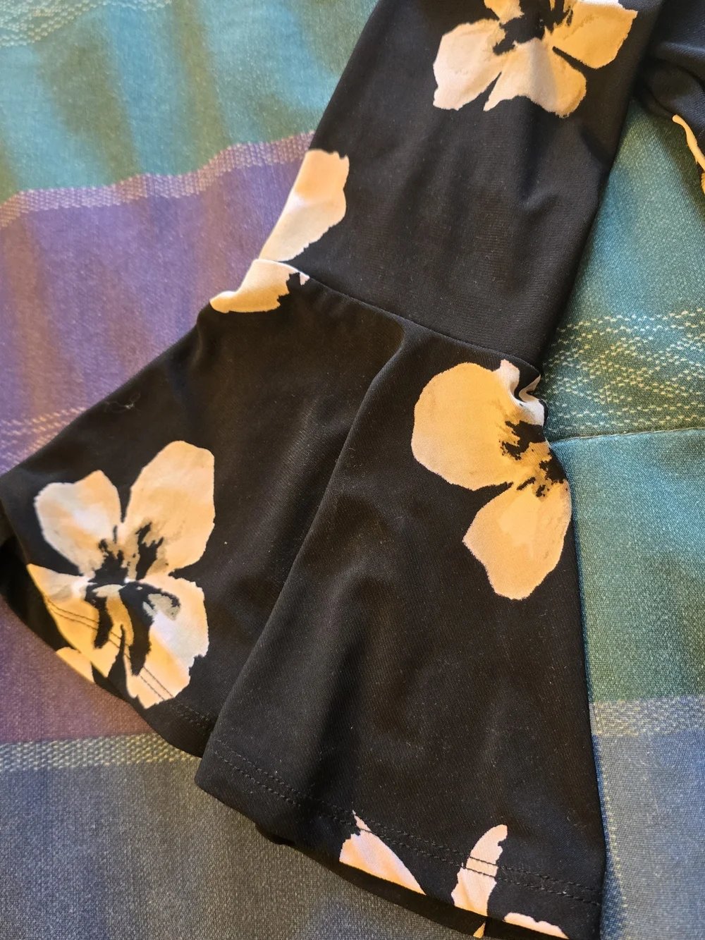 Tommy Hilfiger Floral Bell Sleeve A-Line Dress Size 4 NWT - Picture 3 of 10